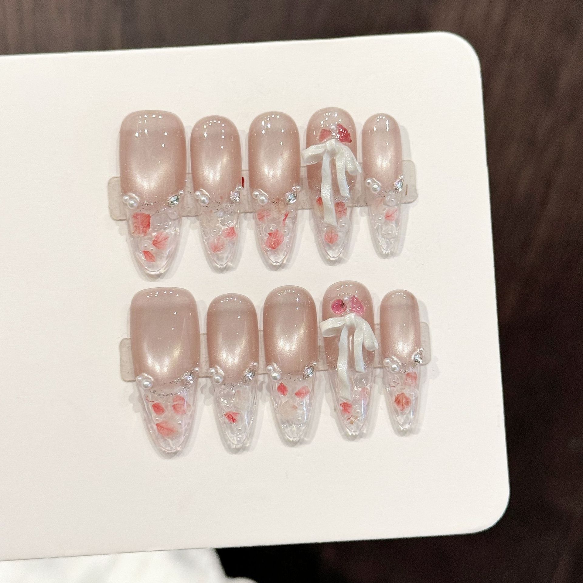 Resin Art Use - 10 faux ongles ovales longs pressés