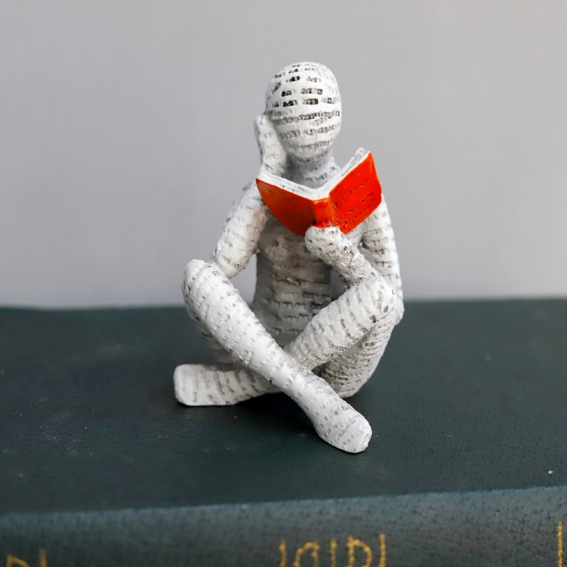 1 pièce, Statue de femme réflé - Resin Art And Design avis et prix