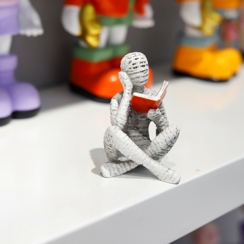 1 pièce, Statue de femme réflé - Resin Art And Design avis et prix
